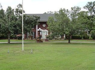 1200 Mockingbird Ln, Carterville, IL 62918