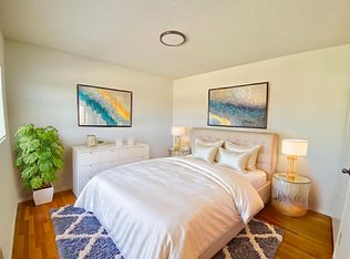 1951 22nd St #4, Santa Monica, CA 90404