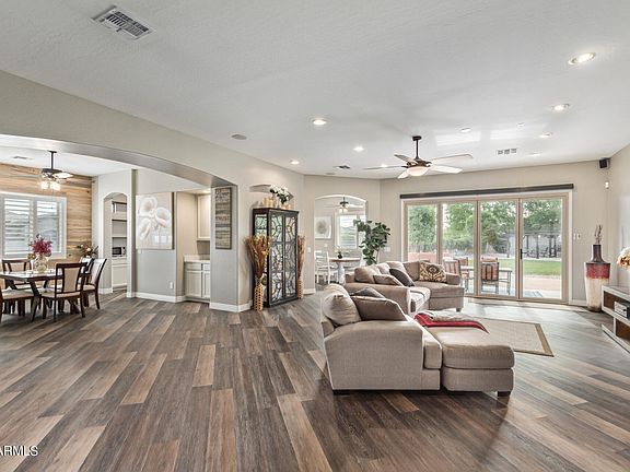 5th image of 6558 S NEUMAN Place