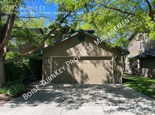 7982 W Holt Ct, Boise, ID 83704