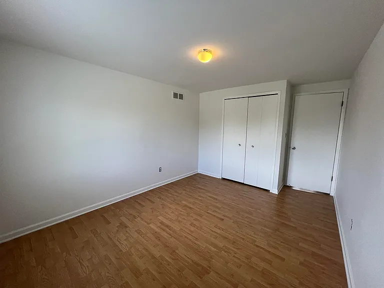 4033 Ramblewood Dr — Photo 38