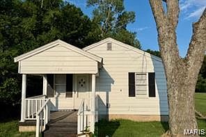 1st image of 114 Reuben Ave
