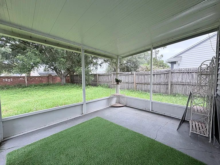 1019 Kelsey Ave — Photo 16