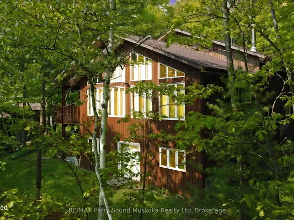 38 Shebeshekong Estates Rd S, Carling, ON P0G 1G0