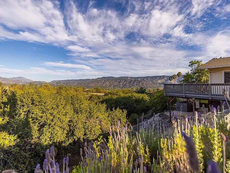 Del Oro Dr — Photo 22
