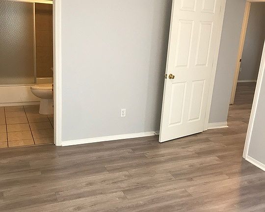 2nd image of 6640 Irvine Ave APT 3