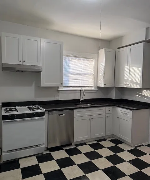 29 Railroad Ave #2 — Photo 2