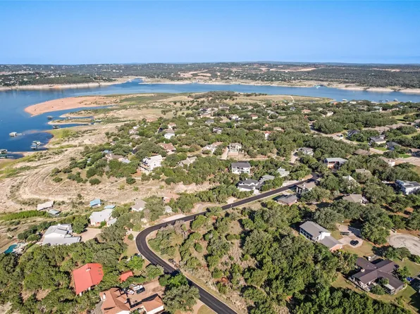 18512 Lakeland Dr, Leander, TX 78645