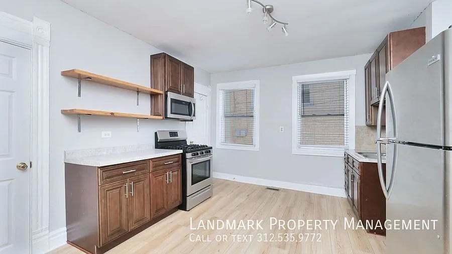 1917 S May Unit 1R — Photo 2