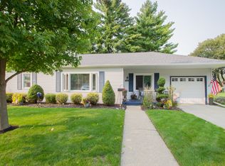 218 William St, Watertown, WI 53094