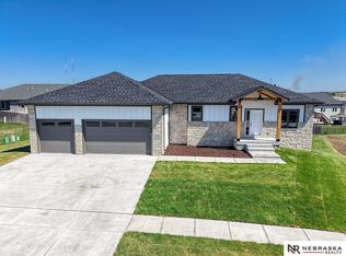 7755 Aero Cir, Lincoln, NE 68516