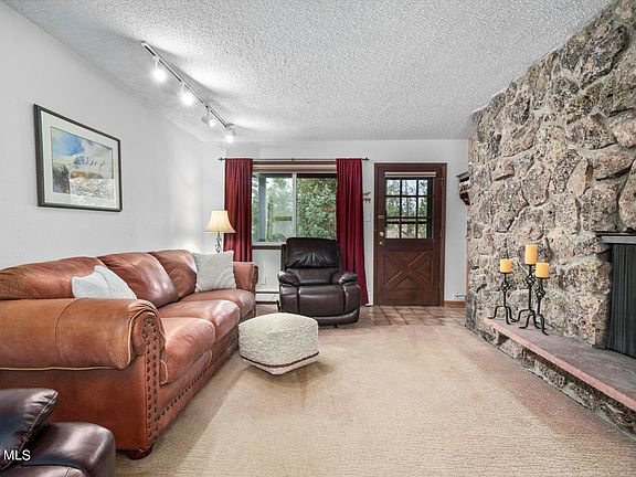 2nd image of 518 Hi Country Drive #8-17/18