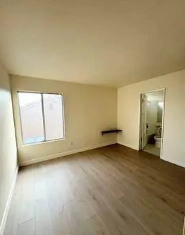 2 bed, 1698 sqft, $800 — Photo 1