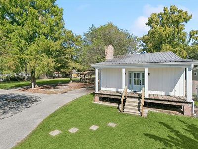 2600 Farmsite Rd, Violet, LA, 70092