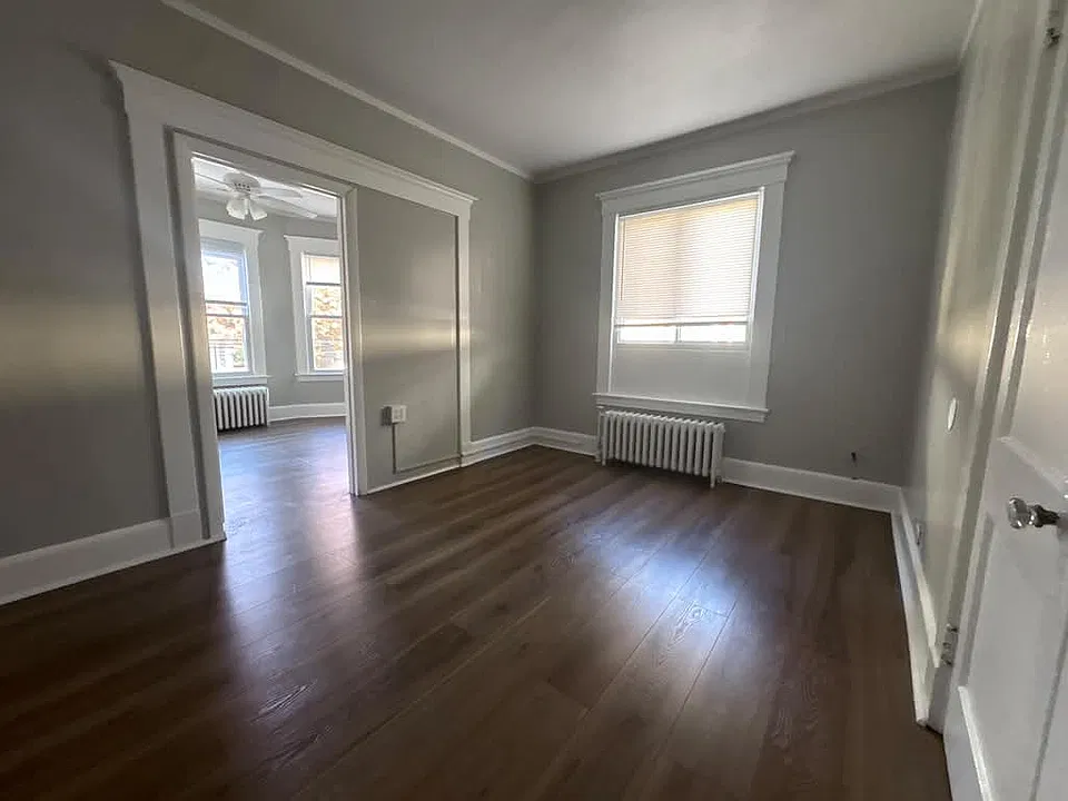 429 Ellsworth Ave #22L