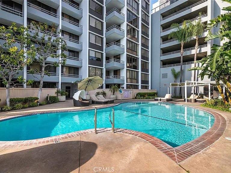 345 Pioneer Dr #1404 — Photo 34