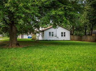 502 NW 3rd St, Bentonville, AR 72712