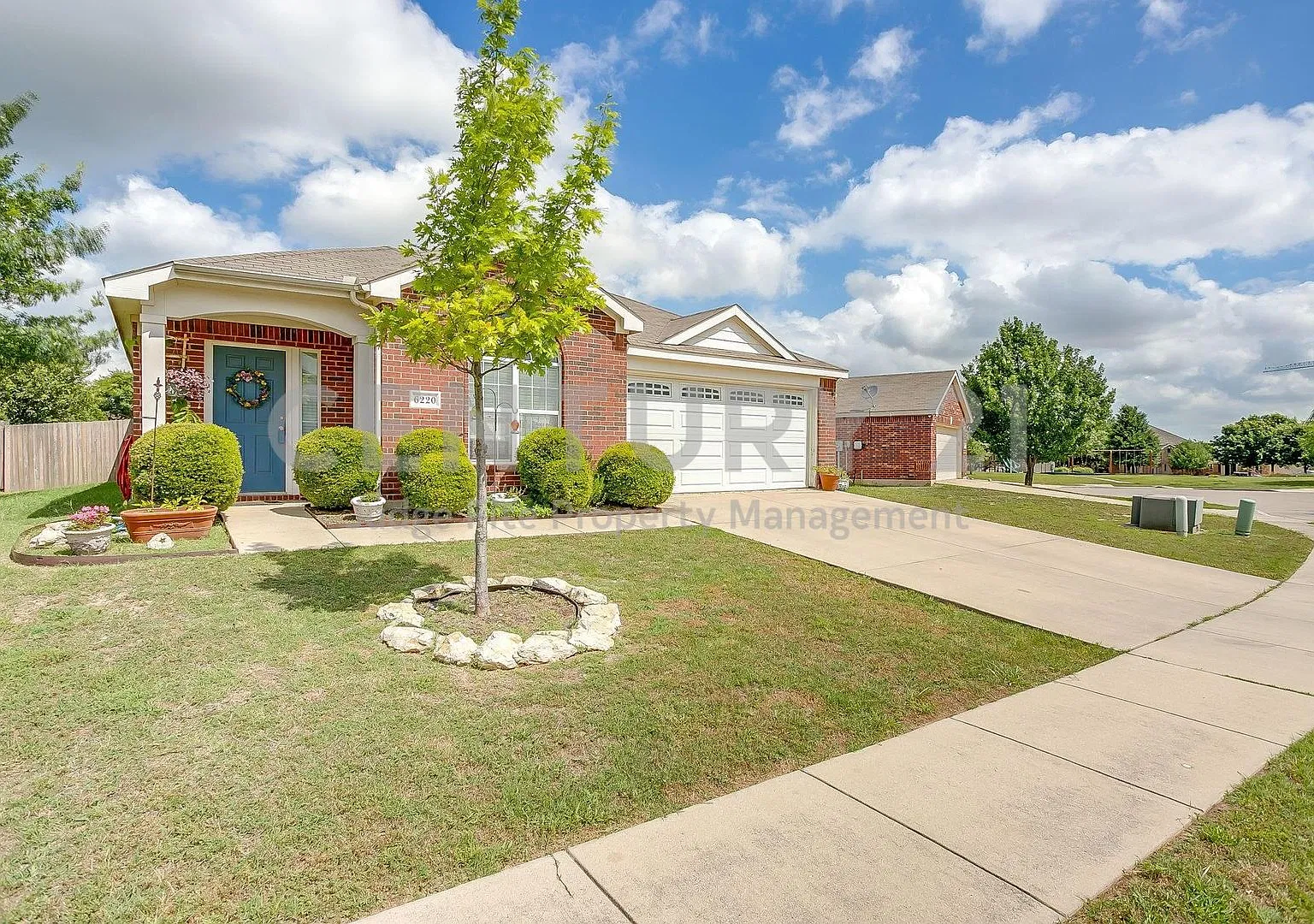 Fabulous 4/2/2 Nestled on Cul-de-sac in Stone Creek Ranch For Rent! — Photo 3