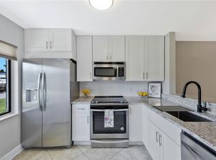 1211 Rosemary CT Unit C104, NAPLES, FL 34103