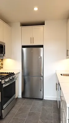 Rented by Buchbinder & Warren | media 4