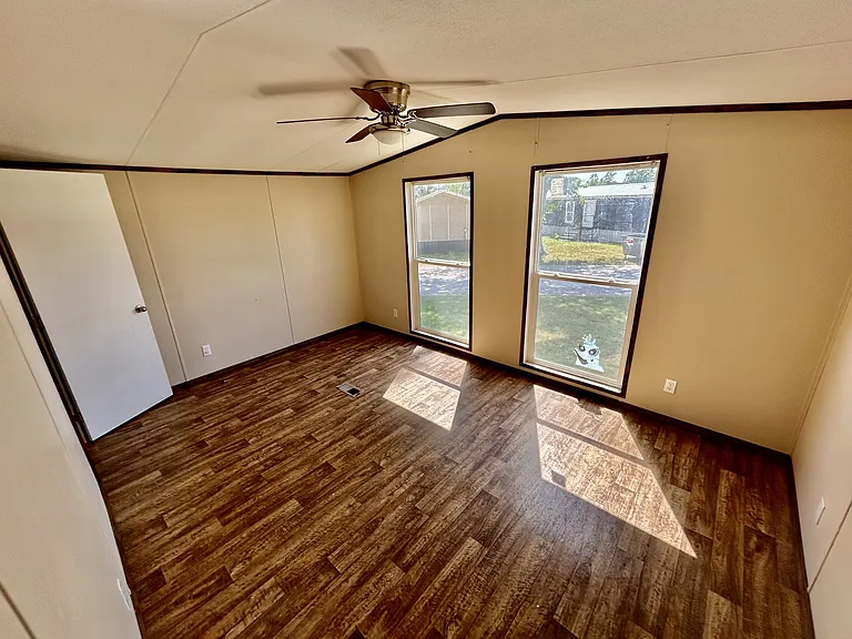 16394 County Road 1526garden Oaks #137 — Photo 8