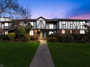 69 Farm Rd, Hillsborough, NJ 08844