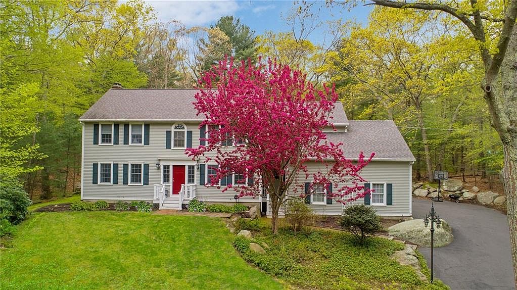 355 Moosehorn Rd, East Greenwich, RI 02818 Zillow