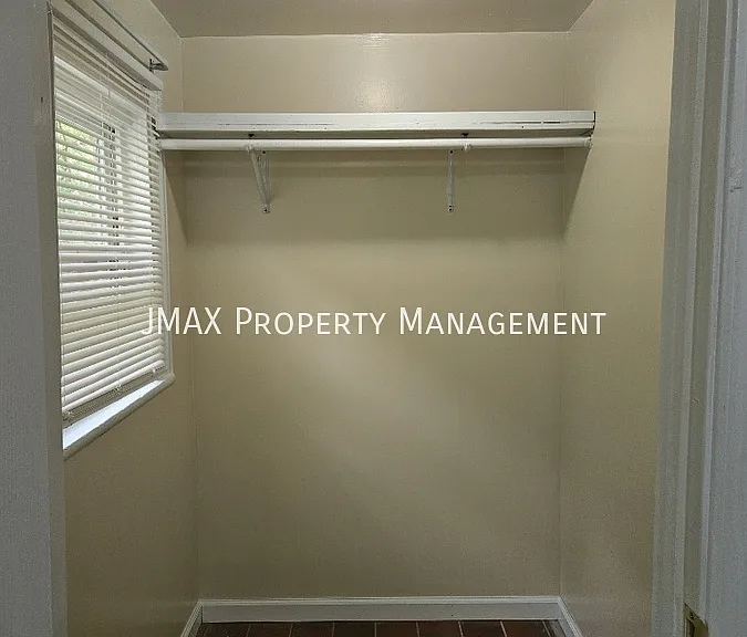 1318 Buena Vista Blvd SE — Photo 14