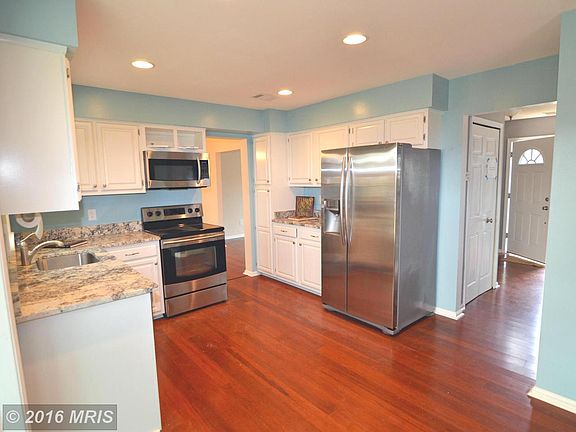 4th image of 2623 John Milton Dr