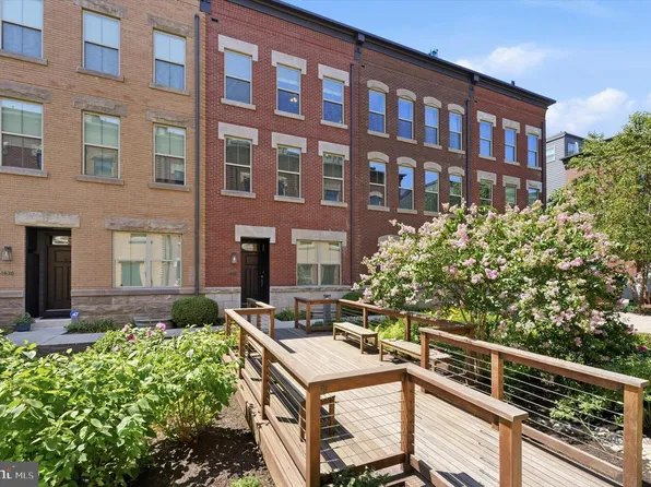 1428 S Leithgow Ter, Philadelphia, PA 19147