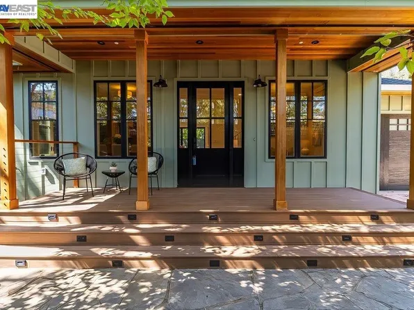 315 E Macarthur St, Sonoma, CA 95476