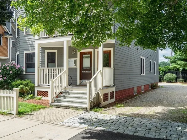 84 Clifton St, Cambridge, MA 02140