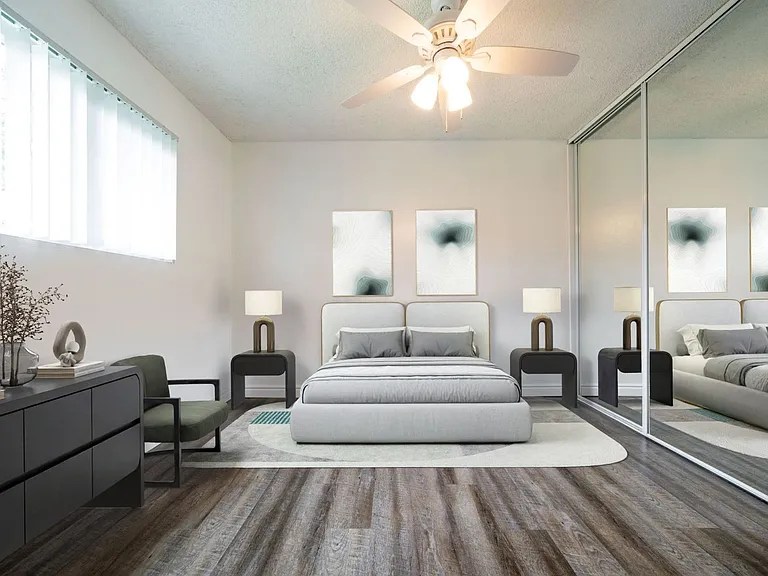 1555 Satellite Blvd — Photo 3