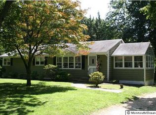 88 Reynolds Dr, Eatontown, NJ 07724