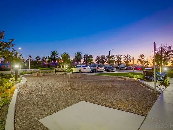 4th image of 5305 Seacliff Pl #3