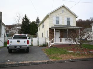 419 3rd St #L-3, Olyphant, PA 18447