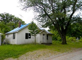 1015 S Wood St, Griffith, IN 46319