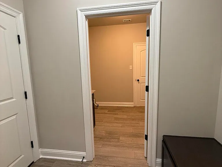 404 Sparrowhawk St — Photo 39