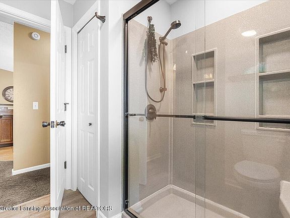 4th image of 4210 Turnbridge Dr