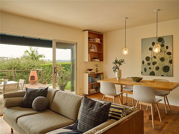 3rd image of 4304 Caledonia Way