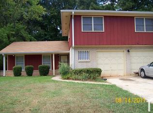 5525 Scofield Rd, Atlanta, GA 30349