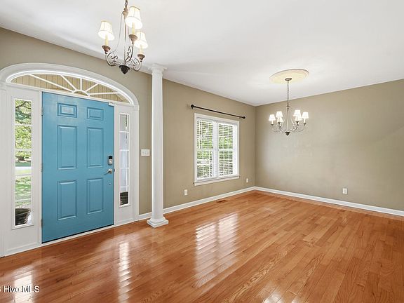 4th image of 104 Ferret Run Ln