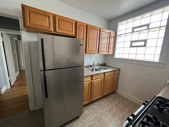 5935 N Paulina St #3E — Photo 7