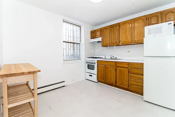 Rented by EXR | media 13