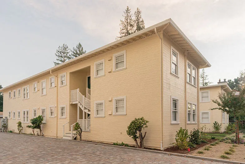 332 Forest Ave