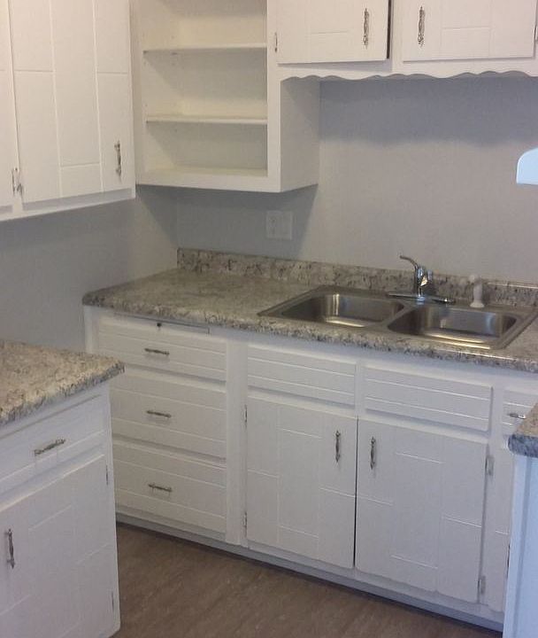 843 Shawano Ave Apartments Green Bay, WI Zillow