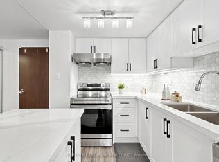 44 Gerrard St W #1507, Toronto, ON M5G2K2