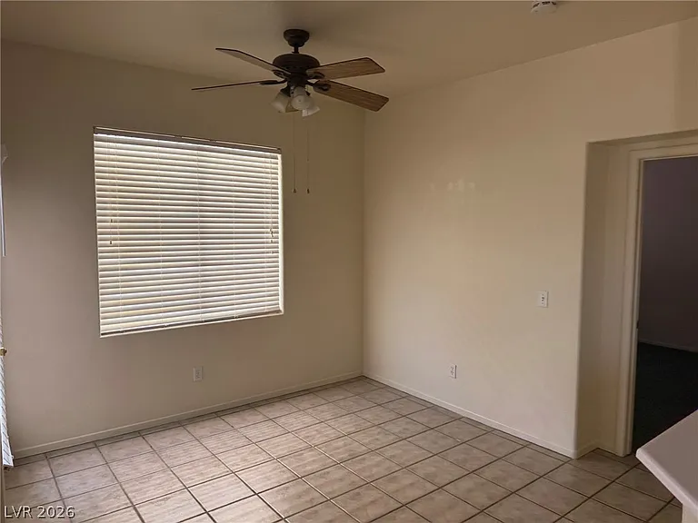 7821 Sungrove Ct — Photo 3