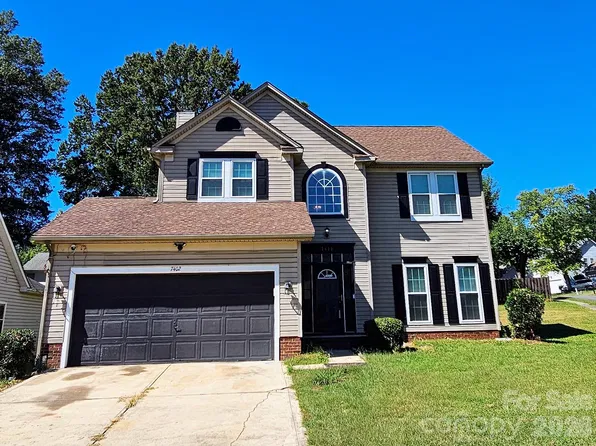 7402 Shiras Ct, Charlotte, NC 28273
