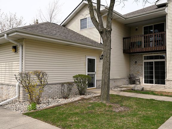 4th image of 6115 S Creekside Dr Unit 12